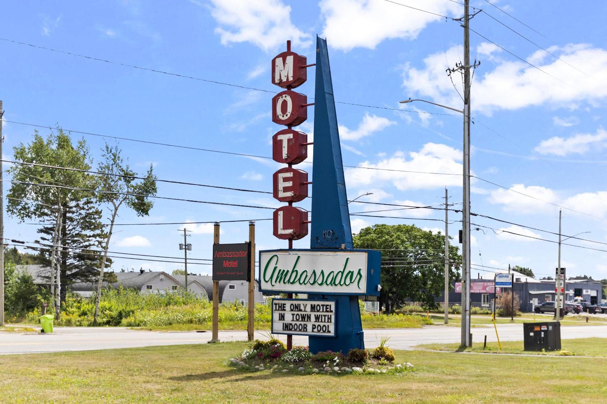 Ambassador Motel Sault Ste. Marie Exterior foto